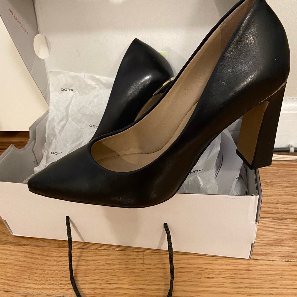 Aldo Black Pumps
